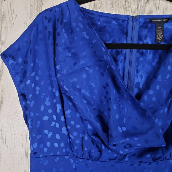 Banana Republic Blue Printed Silk Drape Neck Dress Women's Size 8 - Picture 3 of 15